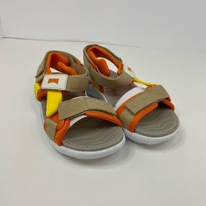 New Kid’s Unisex Camper Tan, Yellow, Orange Wous Sandals Size 31 EU